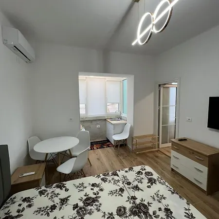 아파트 E&b Cosy 6 *