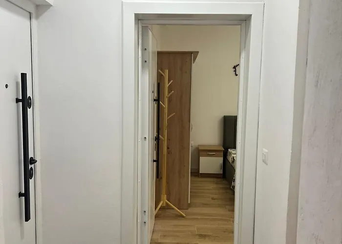 아파트 E&b Cosy 6 *